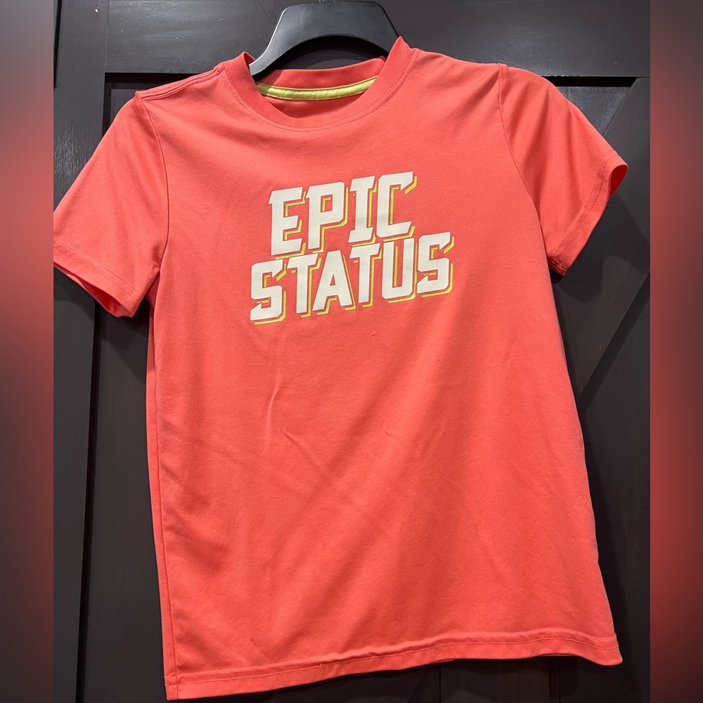 * 4/$20
Boys Peach Epic Status bcg Tshirt Size M 10-12